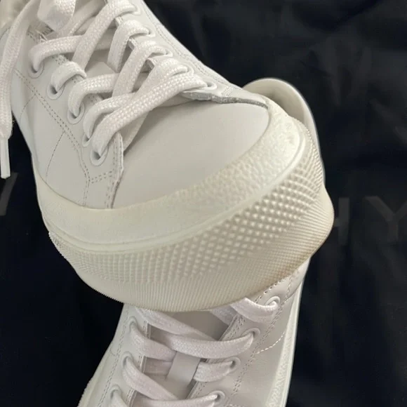 White Givenchy Sneakers - Picture 2 of 6